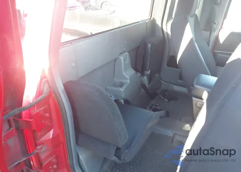 2005 Ford Ranger Edge/Stx/Xlt from USA, damaged, VIN 1FTYR44UX5PA55597